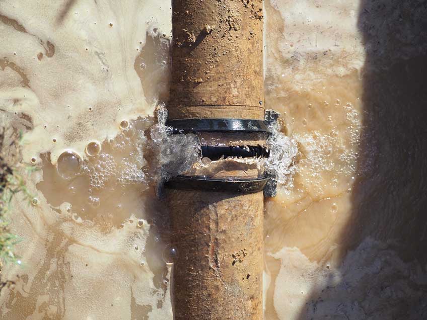 Leaking pipe