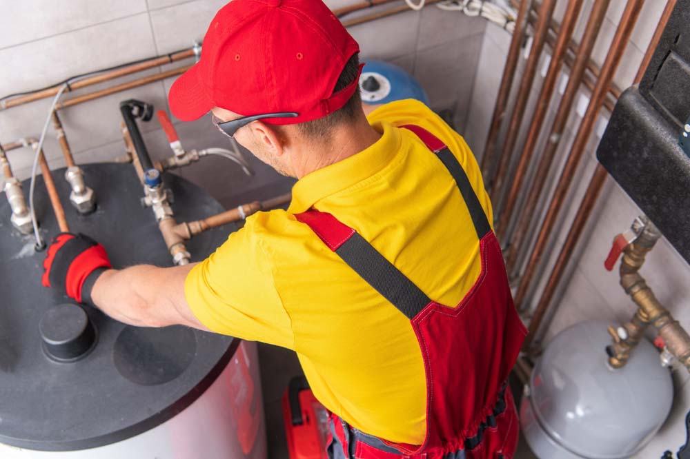 Repair water heater tank in Rosedale, CA