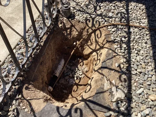 trenchless pipe lining setup