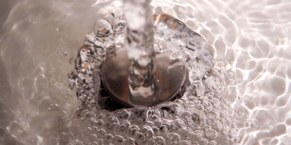 Bubbling kitchen drain Bakersfield, CA